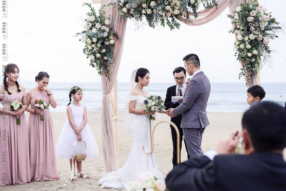 Beach Wedding Đà Nẵng - Sandy Beach Non Nuoc Resort